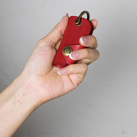 Lisshio 皮革製成的鑰匙包 S/連結掛鉤 鑰匙包 紅色 雜貨 禮品皮革 第1張的照片