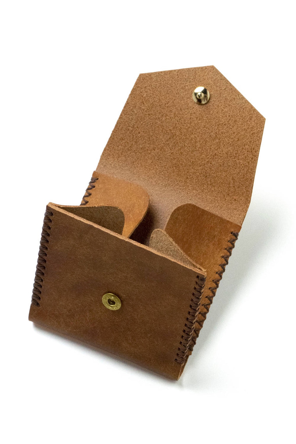 Square Coin Case [CAMEL] Miscellaneous Goods Gift 皮革 第6張的照片