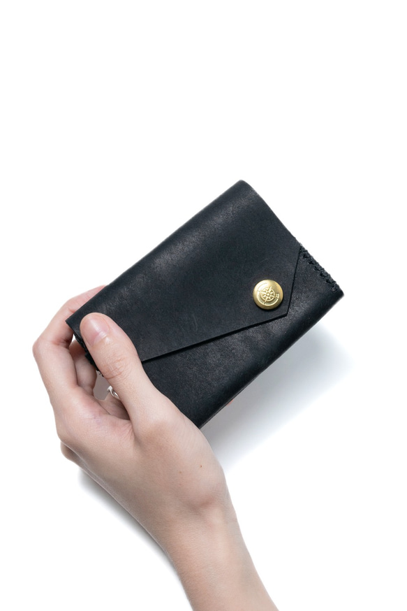 春の訪れ気分も新しく。　三つ折り財布 [ブラック] / Mini Wallet [BLACK] 雑貨　ギフト　レザー 1枚目の画像