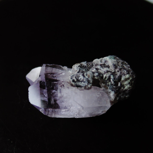 【1点もの】メキシコ・ベラクルス州産　ラス・ヴィガス鉱山　アメジスト　母岩付原石 6枚目の画像