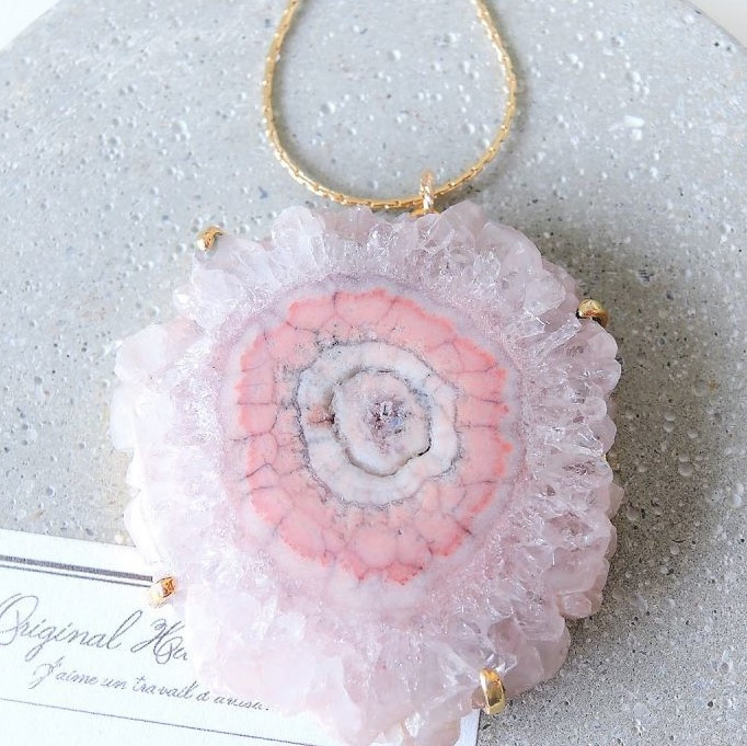 【１点もの・超大粒サークルA】桜風　ピンク　ソーラークォーツ　約70cm　14kgfストリングスネックレス