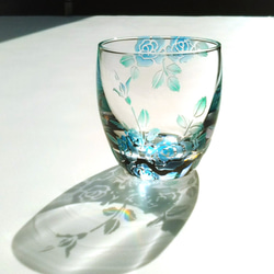 冷酒グラス/ 薔薇《ブルー》 2枚目の画像