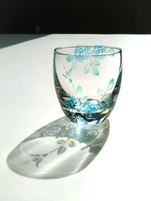 冷酒グラス/ 薔薇《ブルー》 2枚目の画像