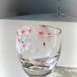 桜の冷酒グラス 2枚目の画像