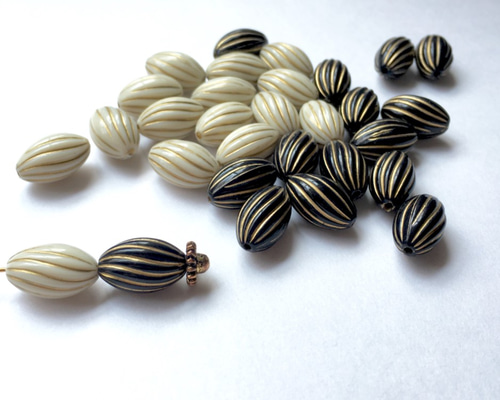 レトロビーズ tr-beads-001.jpg