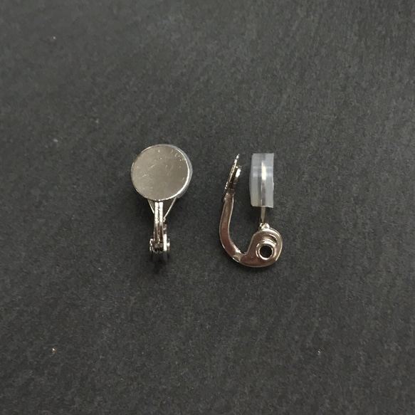 クリップ式イヤリング金具（貼り付け用） シリコン付   ロジウムカラー 1ペア GPP-1241-2◎ 1枚目の画像