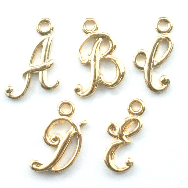 全26文字 アルファベットチャーム 筆記体 真鍮 ゴールド 1ヶ GPP-69