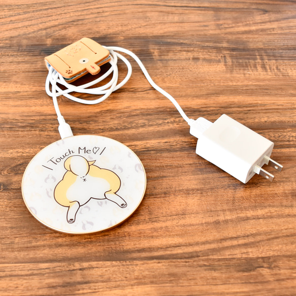 さわって！柴犬のおしり Qiワイヤレス充電器 6枚目の画像