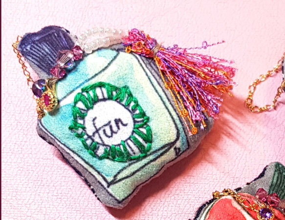 [限定手作りスタイルブローチ]香水シリーズ-楽しいグリーンボトル/ユニークな絶妙なガジェット、装飾的な女性の必需品 6枚目の画像