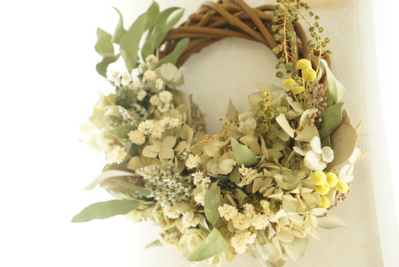 white＆green　half　wreath 2枚目の画像