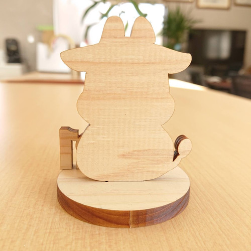 【新品】バカラ　牛　ウシ　丑年　オブジェ　置物 楽天市場】バカラ クリスタル 干支 丑 ウシ オックス 雄牛