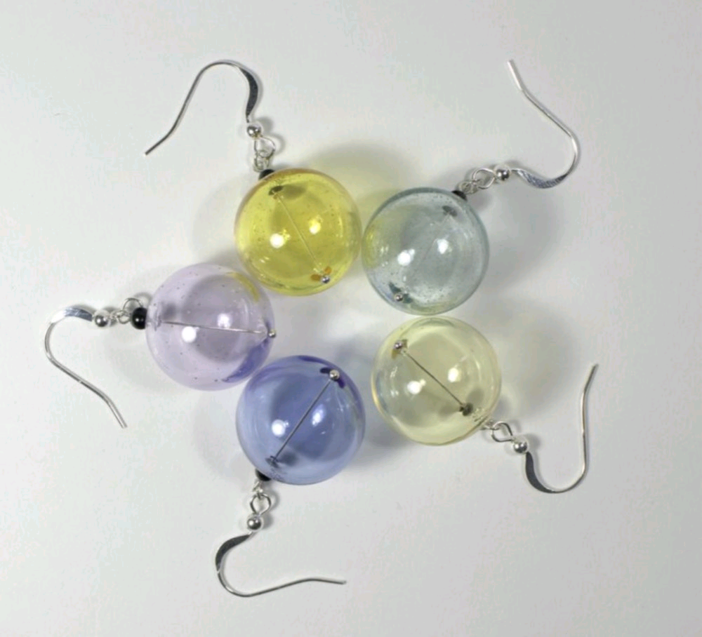 泡玉ピアス/泡/ガラス/ピアス/ガラスのアクセサリー/ギフト/プレゼント