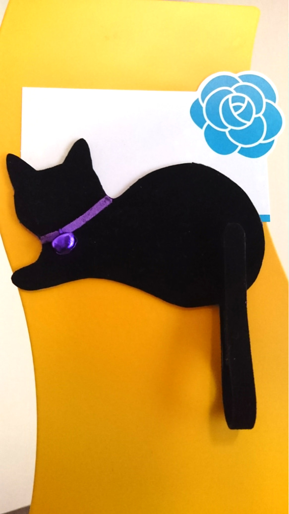 黒猫マグネット(紫 鈴) 3枚目の画像
