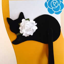 黒猫マグネット(ホワイト 花) 3枚目の画像