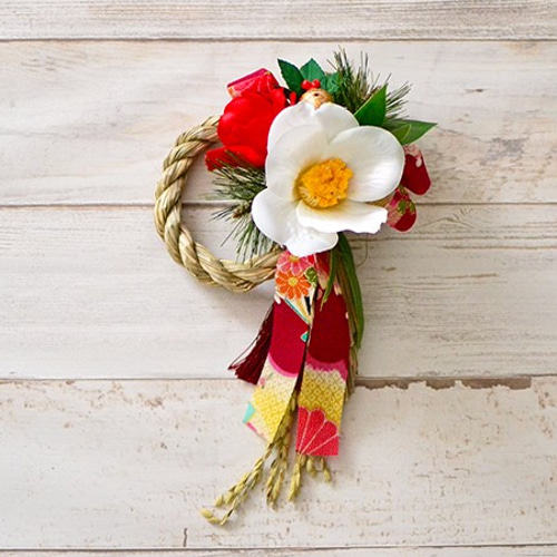 12月30日正午まで年内発送※】お正月飾り【小】『しめ縄』【椿／紅白  