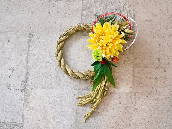 2025-1 お正月飾り【中】『しめ縄』【菊／イエロー】 しめ縄・しめ飾り