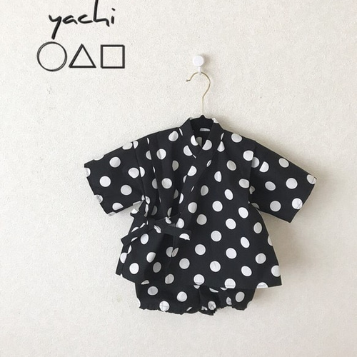 完売❤︎ハンドメイド　モダンな涼しい甚平さん　ベビー甚平 人気❤️普段着でも着れる❤️水玉の甚平さん ベビー甚平 ベビー服