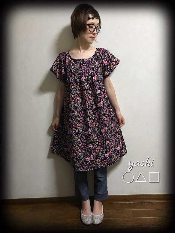 セール❤️通年着れる❤︎ゆったり細見え‼️Flower ギャザーたっぷりのワンピースドレス