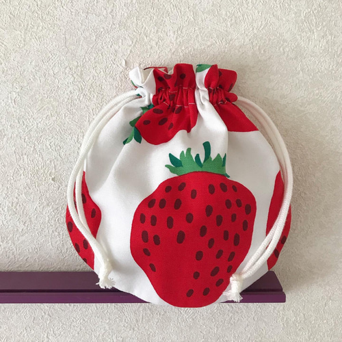 大きめ　まんまる巾着　いちご　セット　巾着袋 大きめ まんまる巾着 いちご セット 巾着袋 レディース