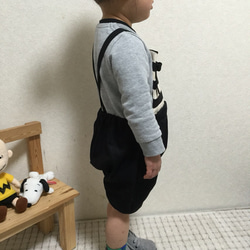 長く〜く着れる❤︎モノクロ❤︎ストライふっくらかぼちゃサロペット 3枚目の画像