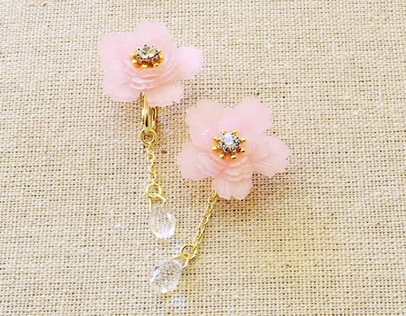 八重桜のピアス(イヤリング変更可) ピアス（スタッド・一粒） asa 通販