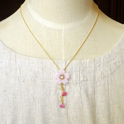 桜のネックレス 3枚目の画像