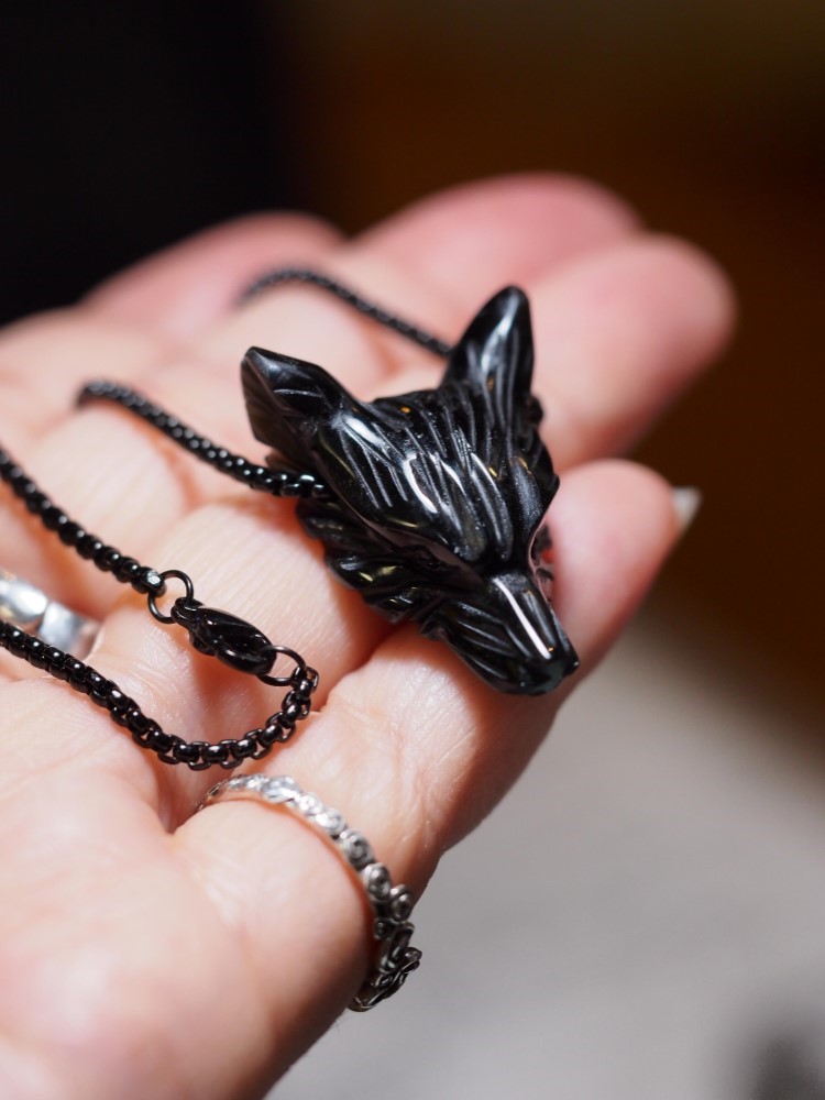再販　オブシディアン「黒狼」カービング　ステンレスネックレス 6,451円