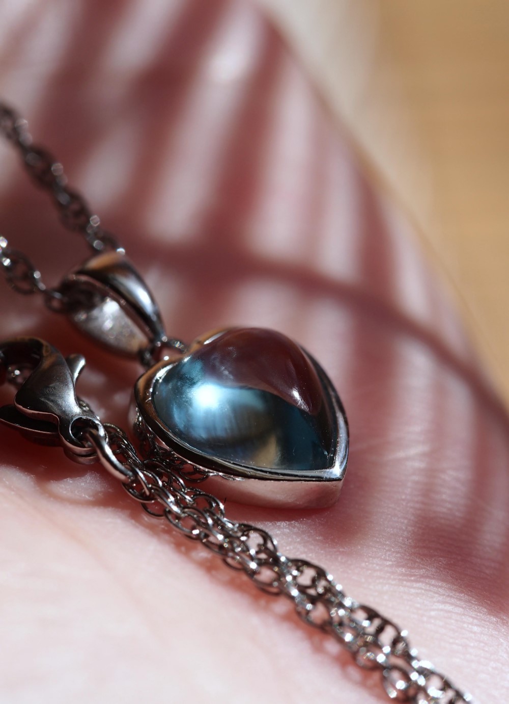 ブルートパーズ（ハート）１１　　S925・ステンレスチェーンネックレス♡