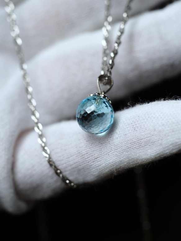 Blue Topaz 10MM Faceted Ball 　ペンダントトップ 2枚目の画像