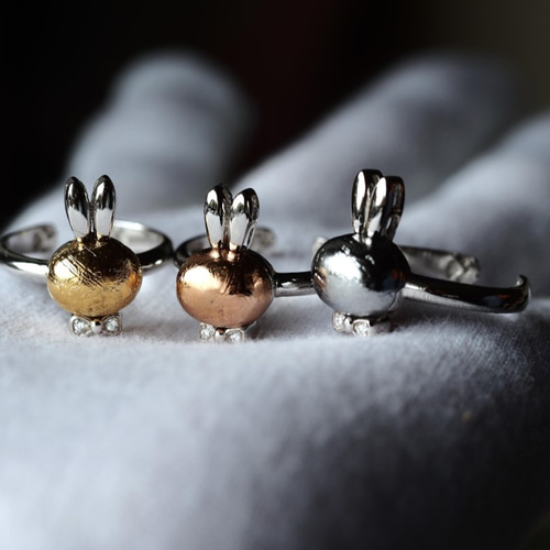 R800-001］翡翠くりぬきリング天然石ミャンマー産19号彫刻