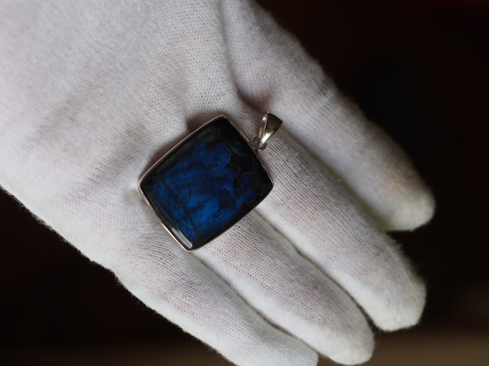 ラブラドライト３０　レクタングルペンダントトップ❀