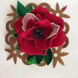 かごバックに合う刺繍フラワーチャーム：薔薇 1枚目の画像