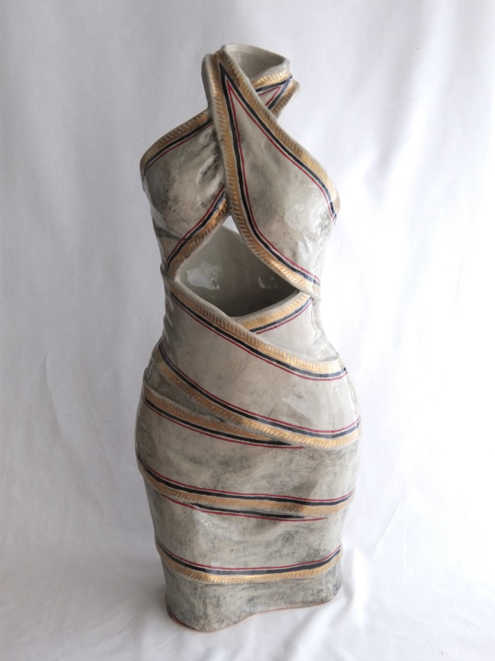 Dress Vase 1粘土、陶土 （土類）