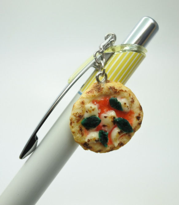 ボールペン  マルゲリータピザ 2枚目の画像