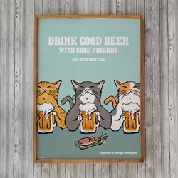 海報貓用啤酒敬酒 第2張的照片