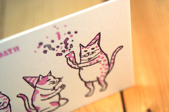 活版グリーティングカード　猫がハッピーバースディ（ピンク）2枚セット 3枚目の画像