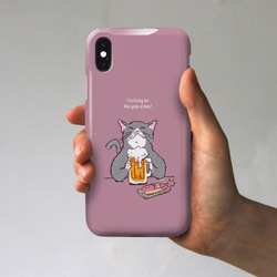 スマホケース　ビール大好き猫（ピンクグレー） 1枚目の画像