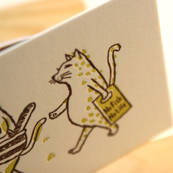 活版グリーティングカード　猫が買い物（マスタード）2枚セット 2枚目の画像