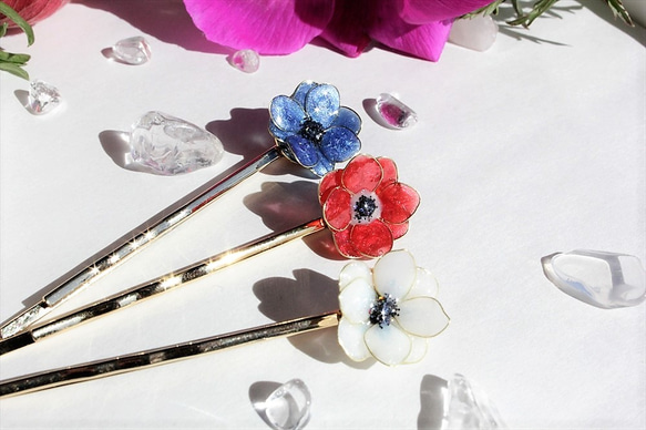 アネモネのヘアピンB(赤白青の三色から選べます ヘアピン かの 通販