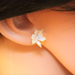 紫陽花きゃんでぃ・ピアス＆イヤリング（片耳ずつ販売　Sサイズ・３色バリエーション有） 5枚目の画像