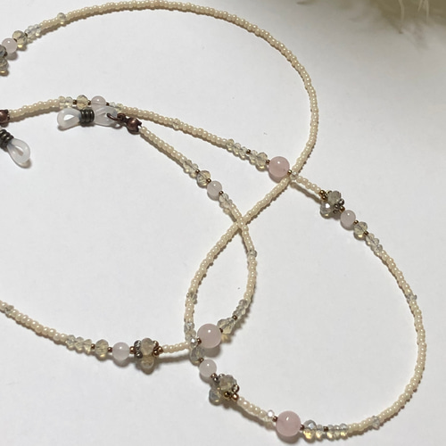 上品に可愛い♡ローズクォーツ×アイボリー 【グラスコード／メガネ