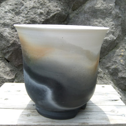 炭化焼締の植木鉢（大） 1枚目の画像