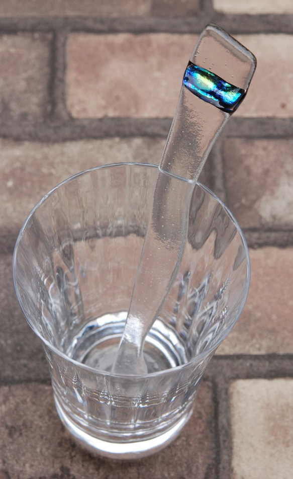 綺麗なお姉さん　美脚マドラー 4枚目の画像