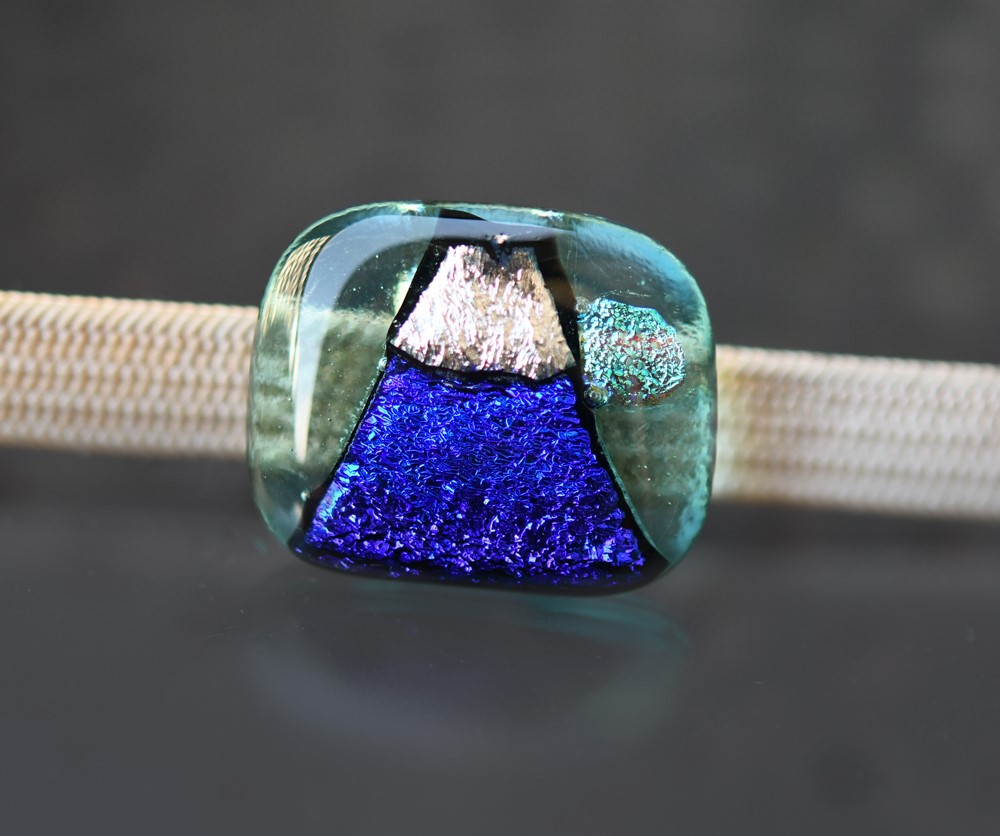 キラキラ～輝く富士山帯留め