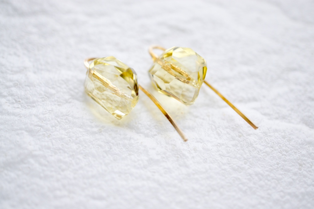 レモンクォーツのピアス