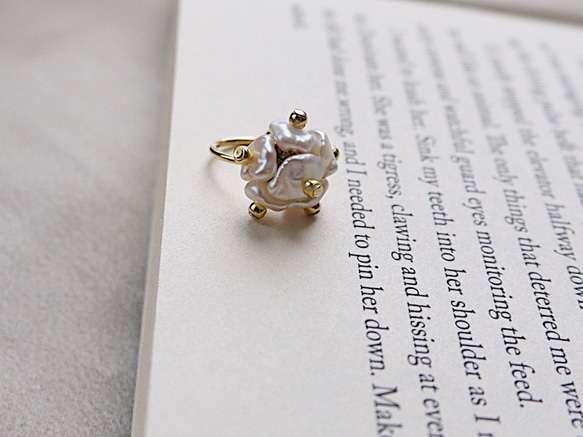 Shell ear cuff 第5張的照片