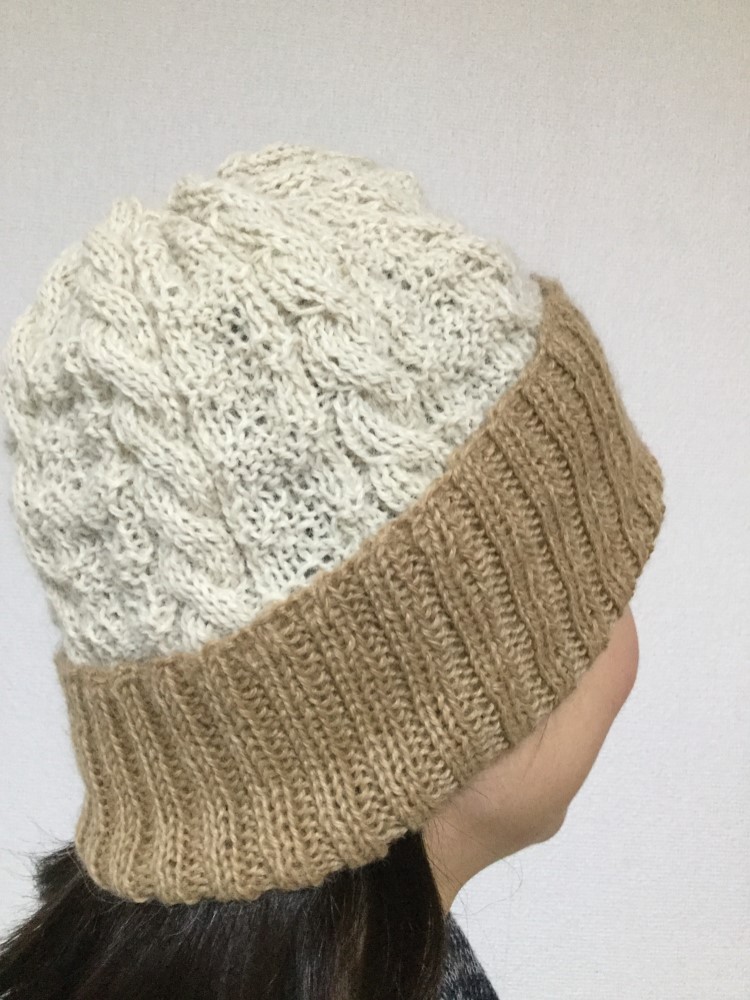 サンローラン　ウール、模様編みのベージュ、ツートンカラーのニット帽、一点物