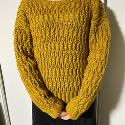 送料無料 手編みのキャメル色の編み込みセーター、一点物 7枚目の画像