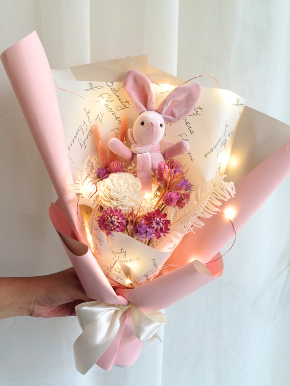 乾燥した花の綿毛の淡いピンクのウサギロマンチックなバレンタインデーの誕生日の贈り物| [韓国]バレンタインデーはスターウサギの花 1枚目の画像