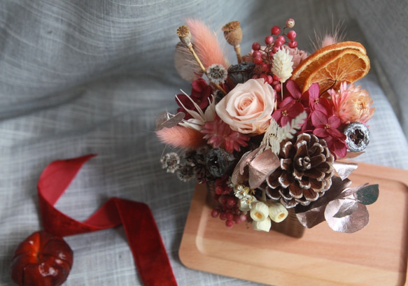 『母親節 creema無齡少女心』莓紅玫瑰桌上擺飾花～美女與野獸 迪士尼玻璃盅 不凋花情人節 生日禮物 第3張的照片